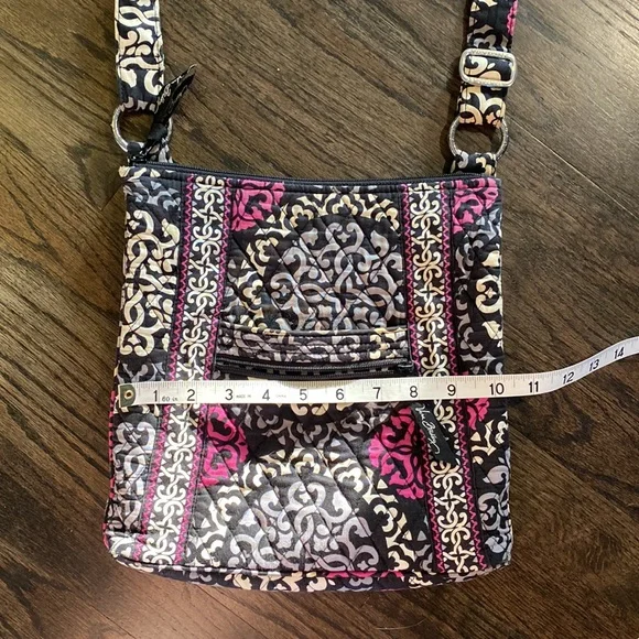 Vera Bradley Crossbody Pink Black Gray GUC Purse - Picture 4 of 8